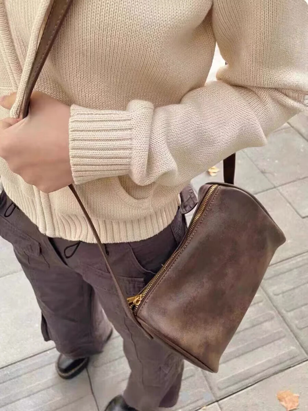 Bolso de mensajero de cuero Pu para mujer, bolsos de alta calidad para las cuatro estaciones, estilo escolar, moda americana, Vintage, 2024