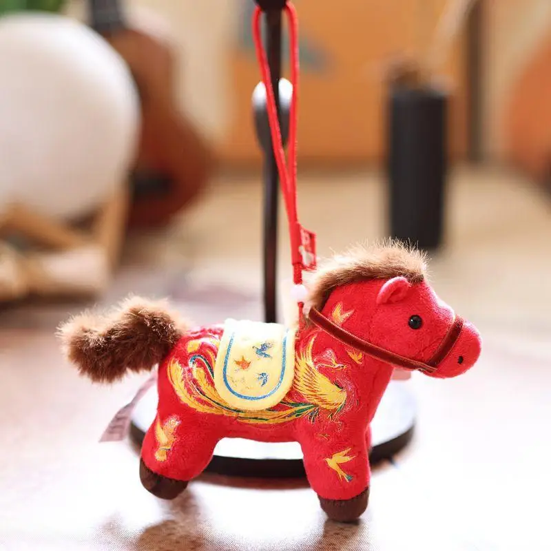 الصينية التطريز المهر أفخم المفاتيح الكرتون محشوة دمية لعبة زودياك الحصان قلادة حقيبة معلقة الديكور حامل مفتاح السيارة الهدايا