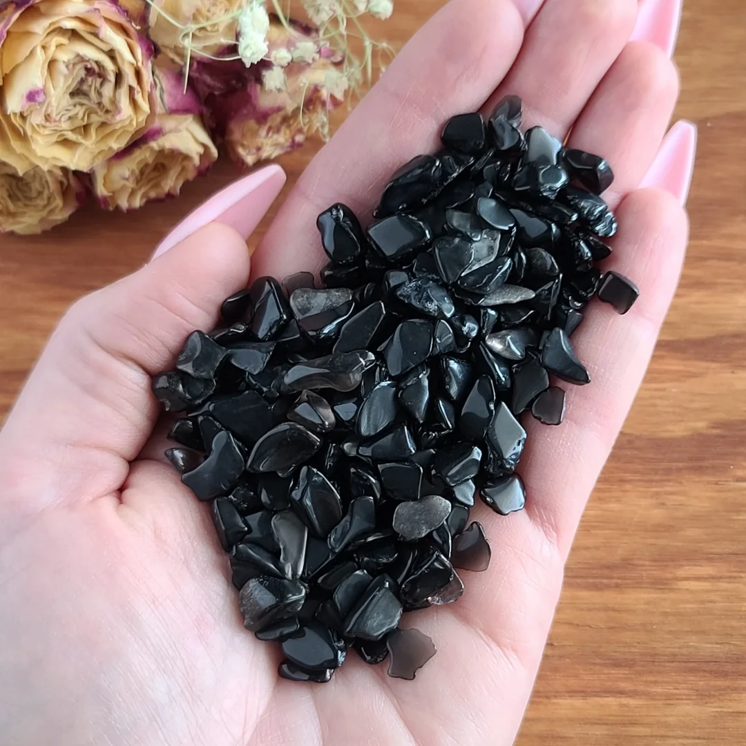 3-12mm Natürliche Schwarze Obsidian-Halbpolierte Edelsteinsplitter, Zerkleinerte Minikristalle, Ungebohrte Kristallsplitter, Schwarze Obsidian-Splitter – Detail 5