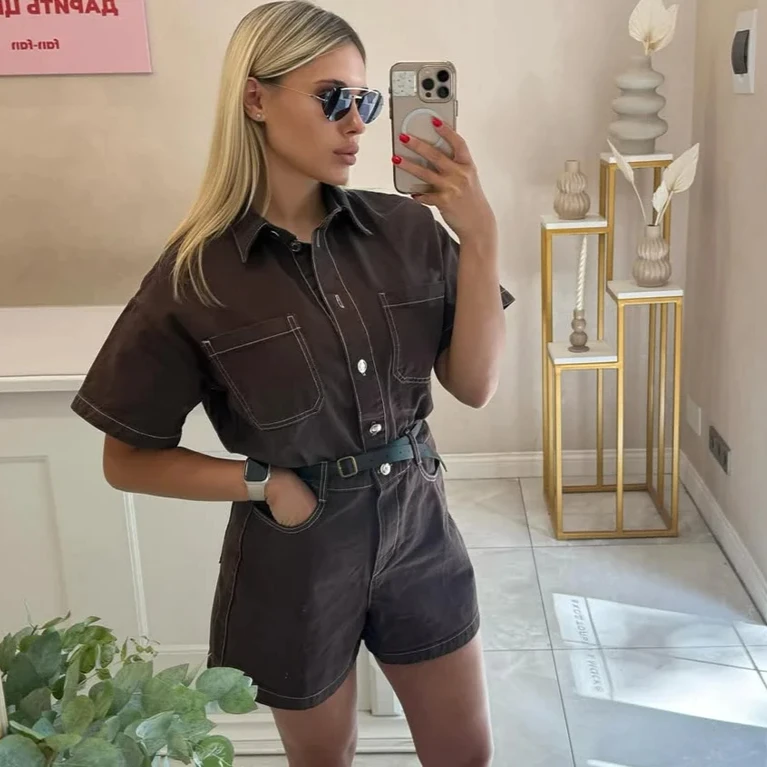 콘달라 가을 클래식 데님 점프수트 여성용 반팔 버튼 점프수트 2025 여름 패션 하이 스트리트 캐주얼 여성 점프수트