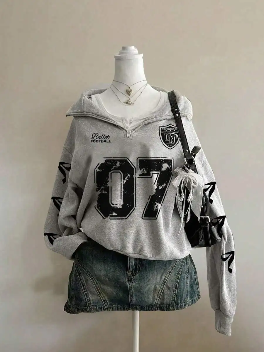 

Gray Oversized Zip-Up Hoodie with Distressed '07' Print and Sleeve Graphics