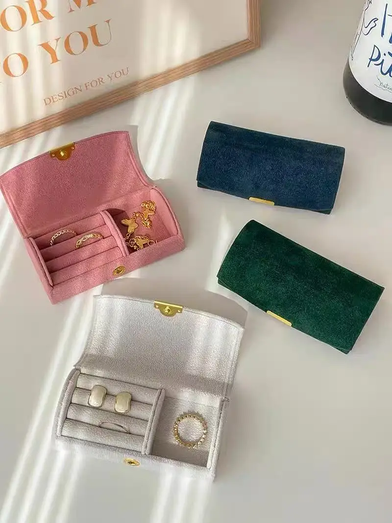 Exquisite and Portable Mini Jewelry Storage Box For Women's Business Trips Anti-oxidation Light Luxury Velvetring Jewelry Box