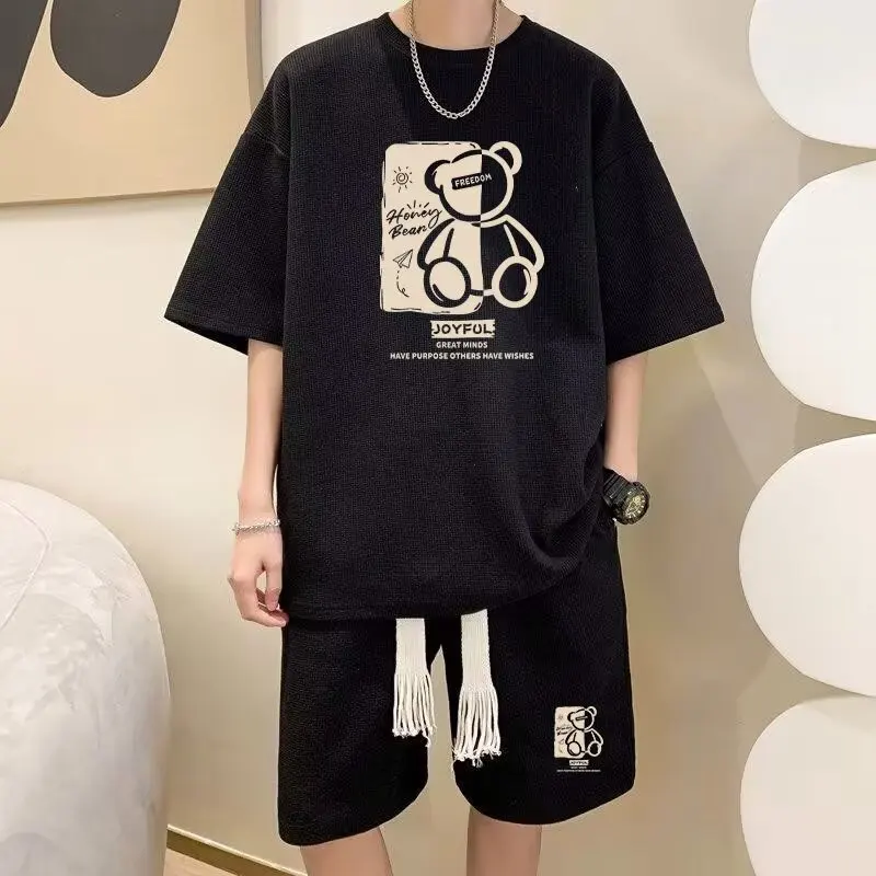 

Мужской повседневный комплект с принтом медведя: футболка и шорты, свободный крой, большие размеры, летняя новинка, стильный дизайн в гонконгском стиле, модный узор с медведем