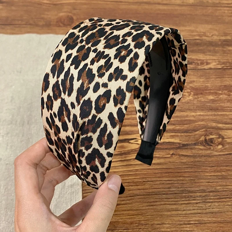 1 Stück stilvolles und modisches Stirnband mit breitem Rand und Leopardenmuster, einzigartiges Vintage-Haar-Reifen-Haar-Accessoire mit hoher Krone – Detail 6