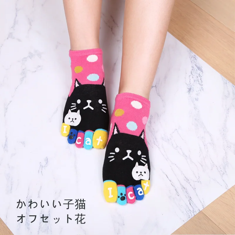 5 Pairs Japanese and Korean Style Five-finger Socks Cute Cotton Women's Sub-toe Three-dimensional Cartoon Cat Mid-tube Socks
