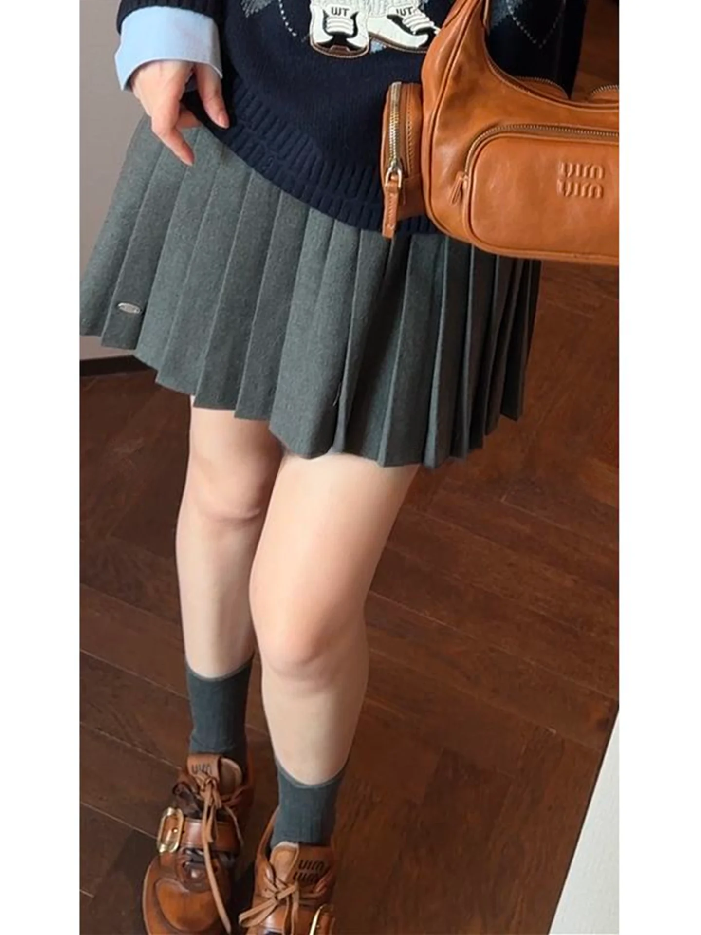 

Женские плиссированные брюки-юбка с высокой талией, многослойные, в студенческом стиле, осенне-зимние, утягивающие, скрывающие бедра, универсальные, повседневные