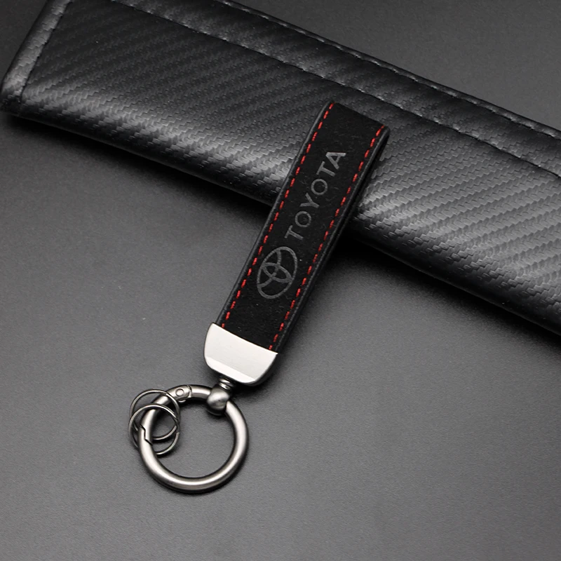 1 قطعة سيارة ميدالية مفاتيح معدنية الجلود المفاتيح شعار مفتاح القضية الدائري لتويوتا TRD كورولا CHR يارس أوريس Rav4 هايلكس بريوس أفالون كراون