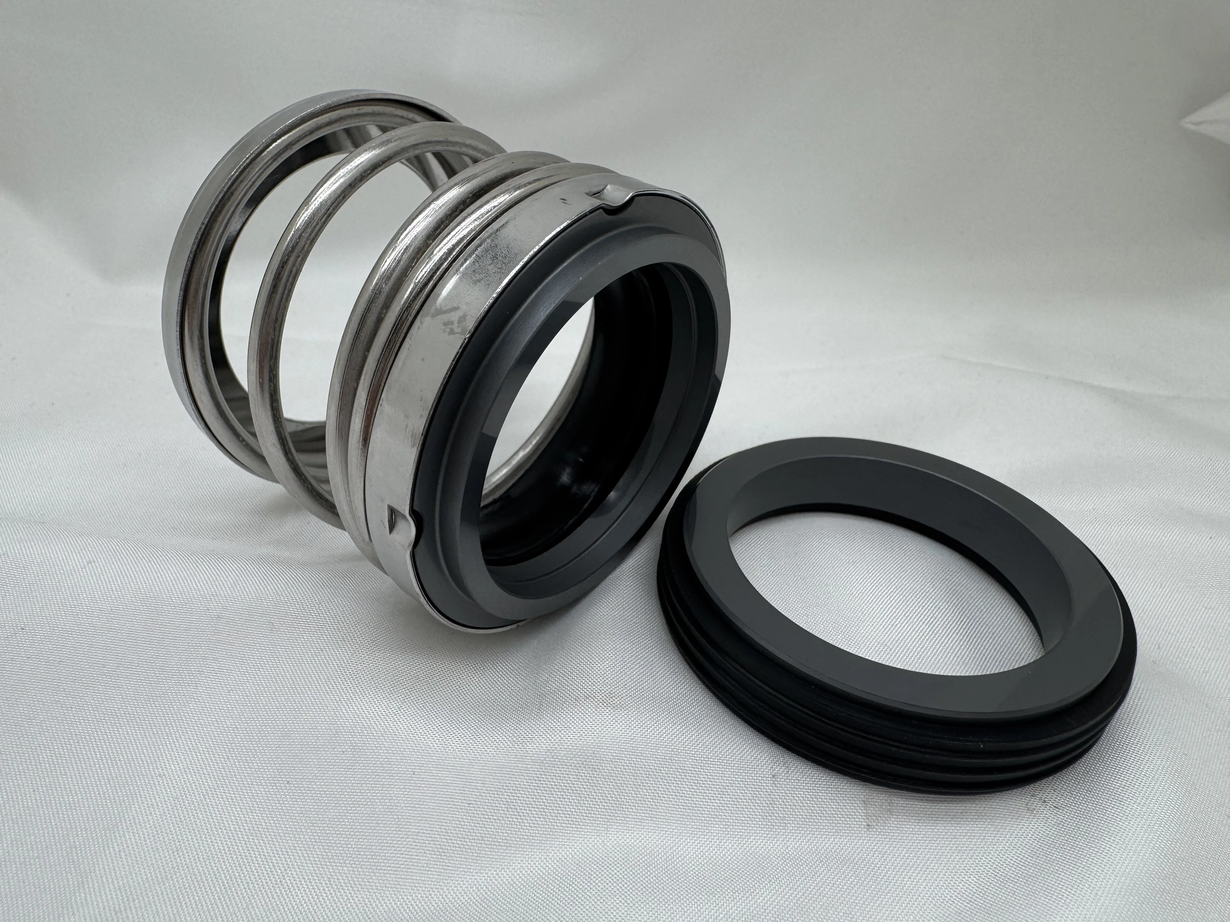 

Type 21-1.75" TLANMP Mechanical Seals ( Type 21-1 3/4" ) Shaft size 1.75" Pumps
