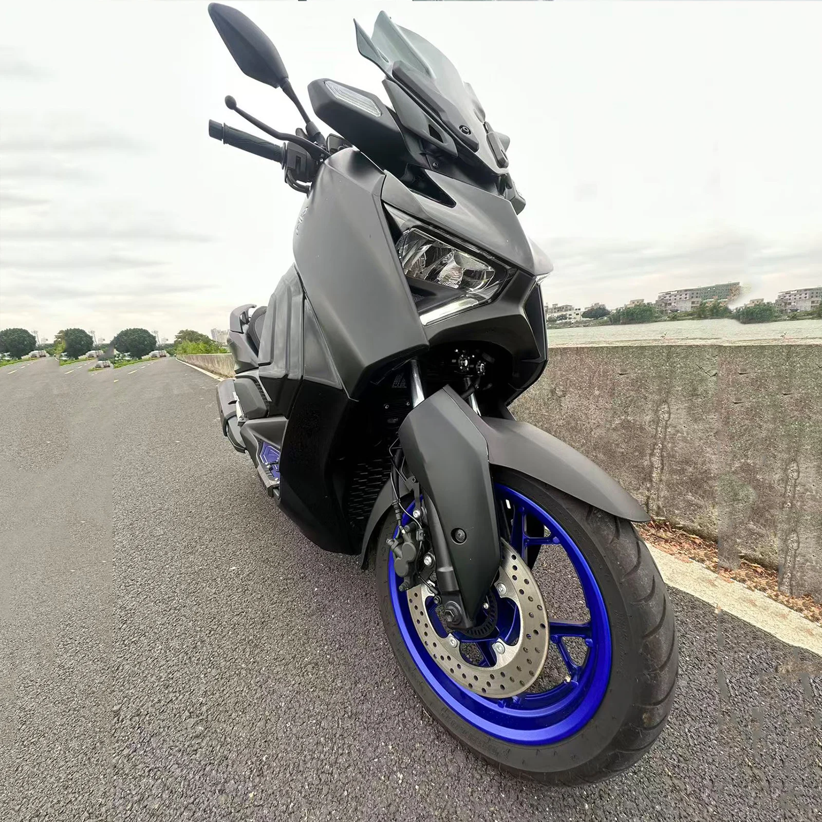 For Yamaha XMAX300 X-MAX300 XMAX 300 2023 2024 Motorcycle Accessories Leg Guard Windshield Front Legshield Leg Guard Protector