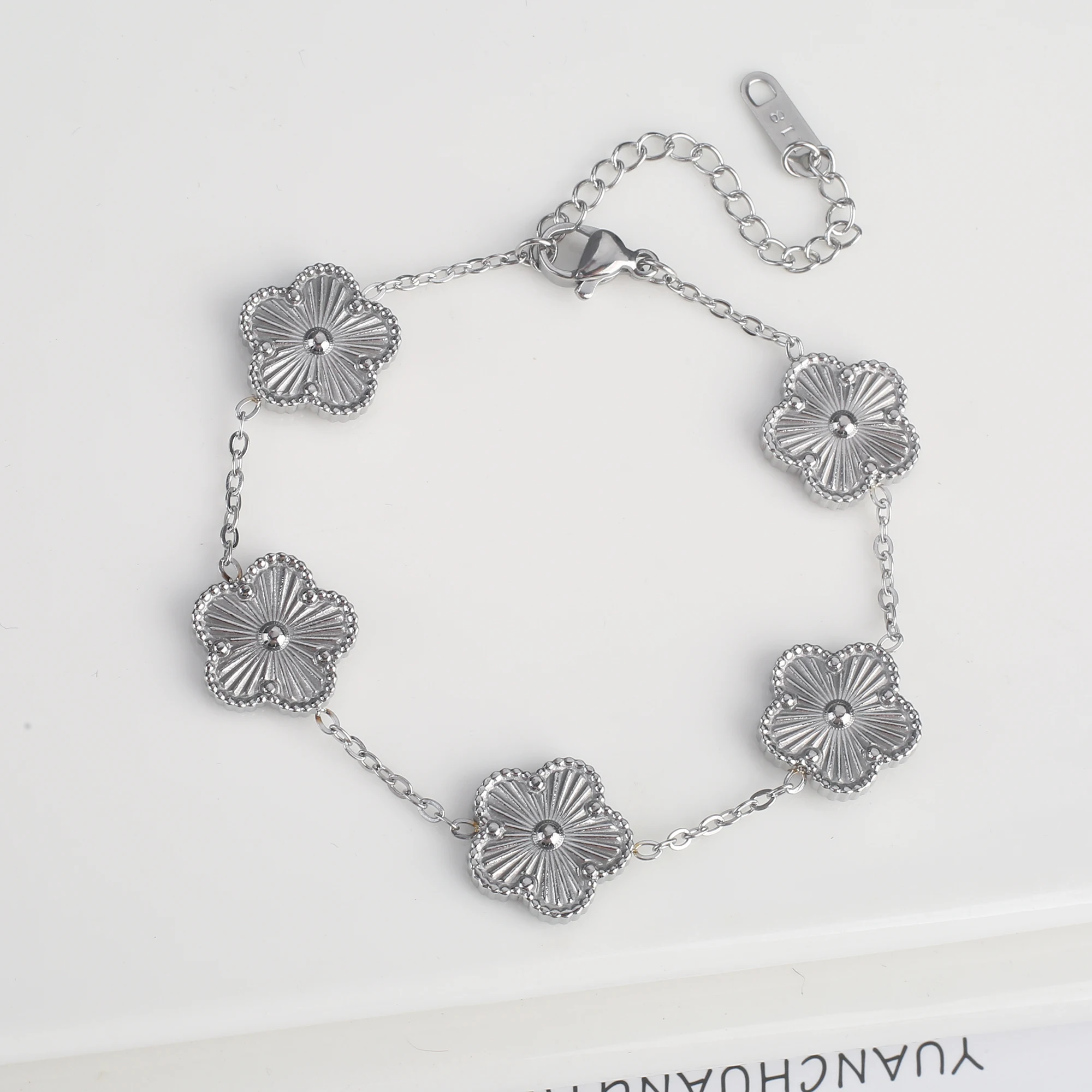 Bracelet à Cinq Pétales de Fleurs en Acier Inoxydable pour Femme et Fille, Bijou Ajustable, Classique, Cadeau de ix, Offre Spéciale