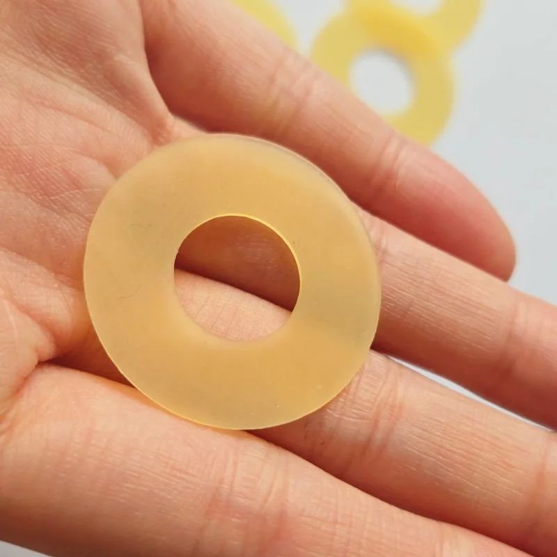 LAYON 200PCS Rubber Sucker White 30*13*0.5mm Yellow Good Quality Sucker