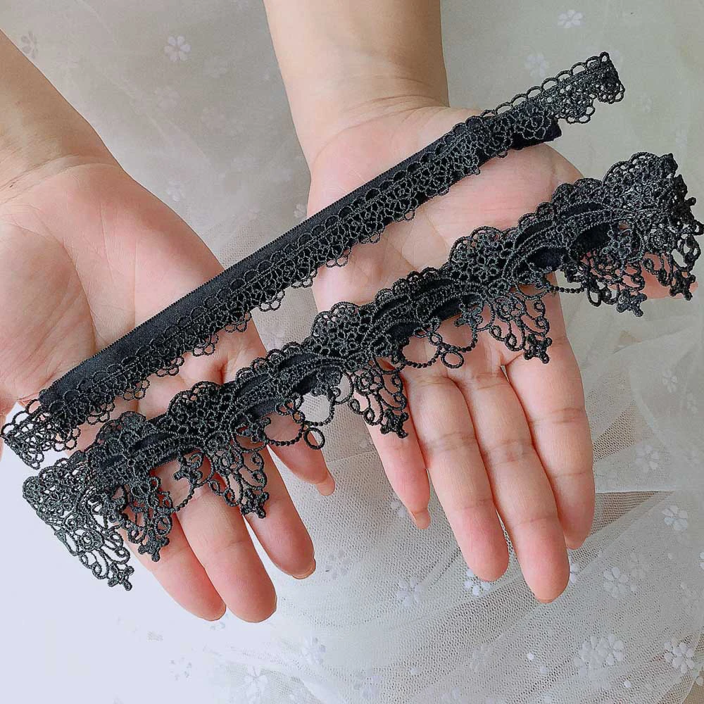 Sexy black lace garter with inverted crown shape embellishment Western style wedding bride garter with playful thigh rings