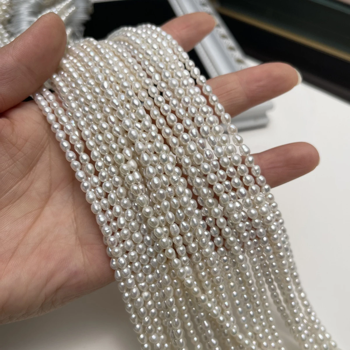 Natural Freshwater White Luster 3-4mm Rice Spacer Pearl Beads for DIY Jewelry Making - Women's Accessory for Necklaces Earrings
