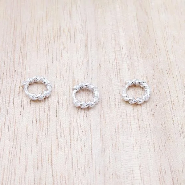 elegante-pulseira-de-orelha-em-prata-pura-925-esterlina-moderna-com-multiplos-furos-e-banhada-a-ouro-branco-anel-de-or