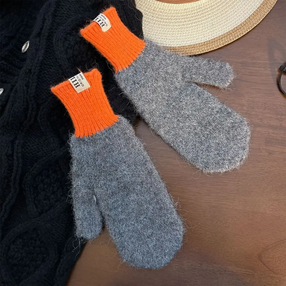 Guantes de invierno a la moda para mantener el calor, guantes tejidos elásticos de Color sólido para mujer, guantes suaves y sencillos con dedos completos para niñas