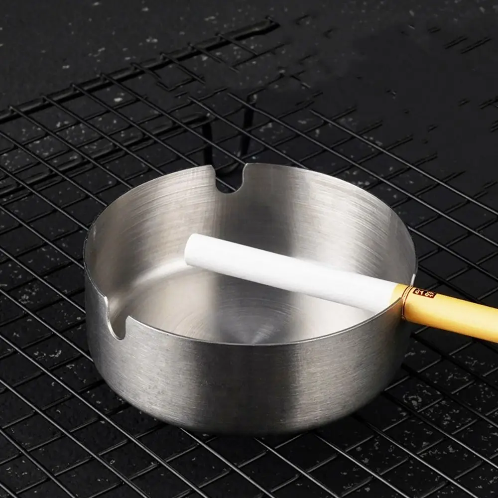 Stylish Round Stainless Steel Ashtray Portable Tabletop Silver Metal Ash Tray Anti-scalding Cigarette Accessories Home Decor