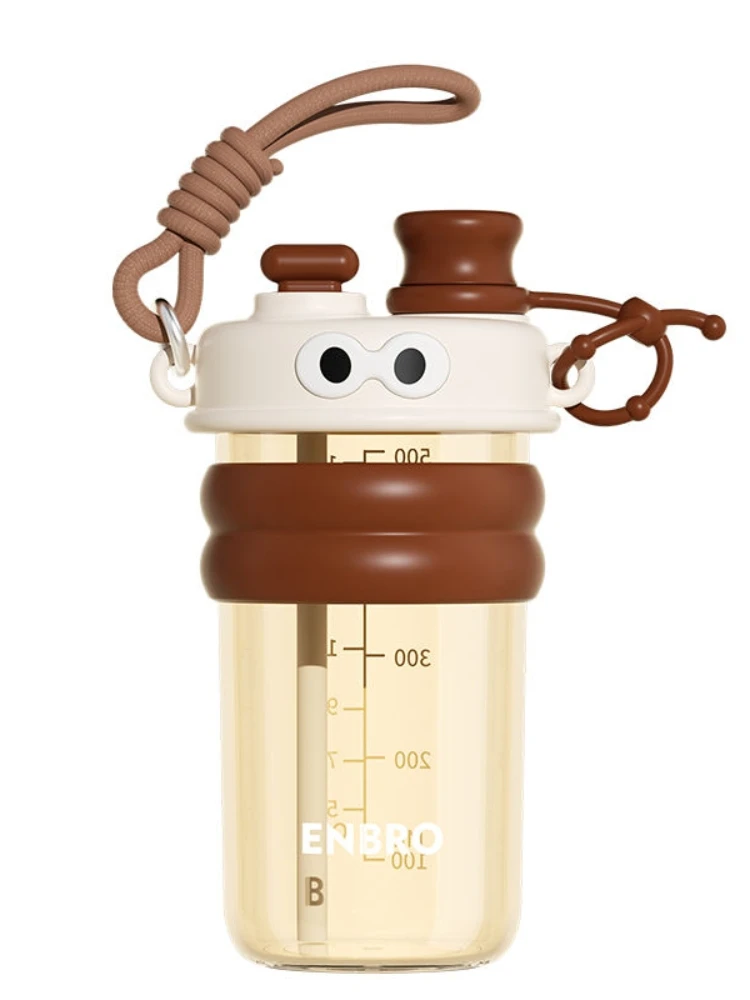 Butelka na wodę dla dzieci 500 ml z motywem kreskówkowym, bidon z rurką do bezpośredniego picia, idealny na zajęcia na świeżym powietrzu.