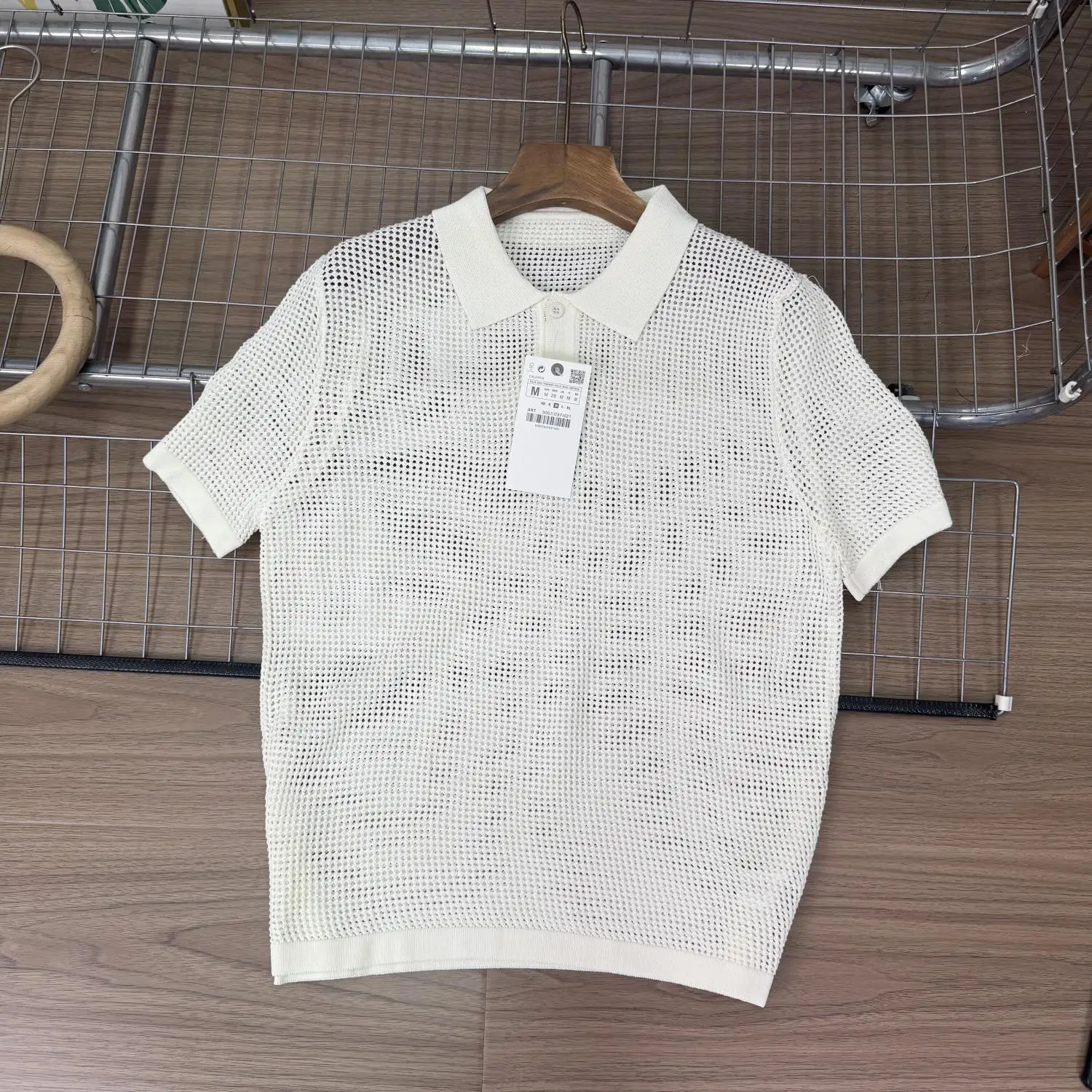 

WMXZ2026 Новая мужская трикотажная рубашка с коротким рукавом, приталенная, с воротником, ажурной текстурой, универсальная, повседневная, дышащая, приятная к телу.