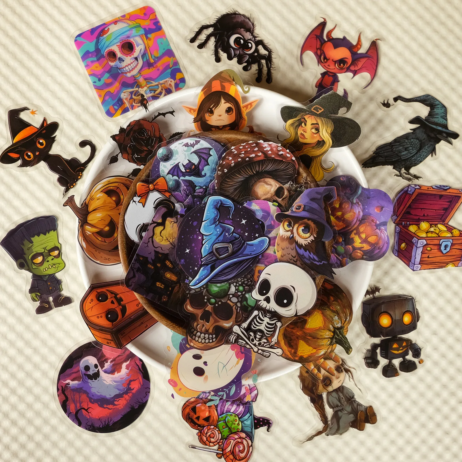 50PCS Halloween Ghost Black Cat Witch Waterproof Transparent Stickers Decoration Notebook Mobile Guitar Suitcase Graffiti Toys