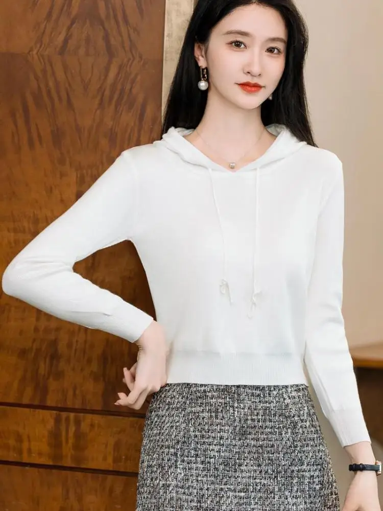 

Осень-зима, однотонный тонкий праздничный пуловер с капюшоном, короткий свитер, женский корейский вариант, вязаные топы с длинными рукавами, повседневная простота