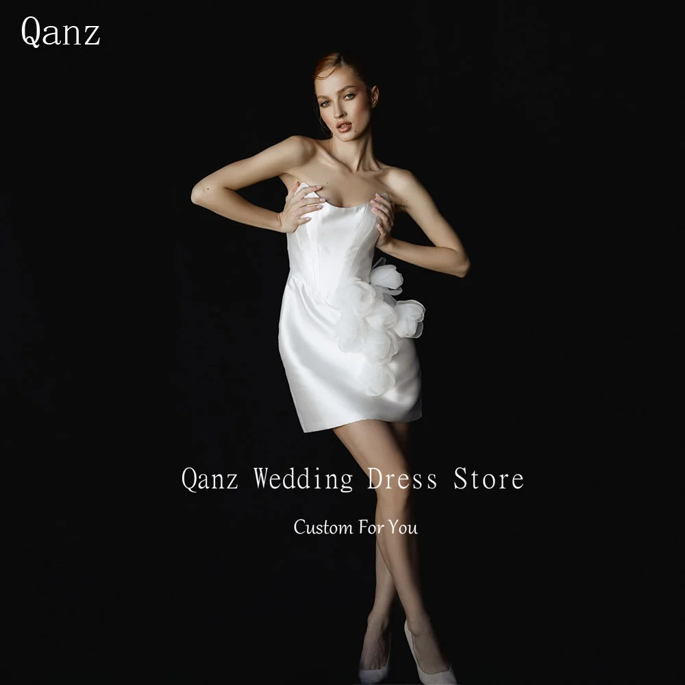 Qanz Chic Mini Brautkleider Weiches Satin Handgefertigte Rosen Trägerlose Brautkleider Korsett Rücken Hochzeitskleid Kurz Maßgeschneidert