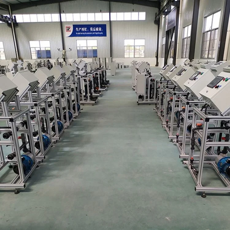 Integration von Wasser und Dünger Hydroponisches automatisches Düngerreglersystem Hydroponisches automatisches Düngesystem