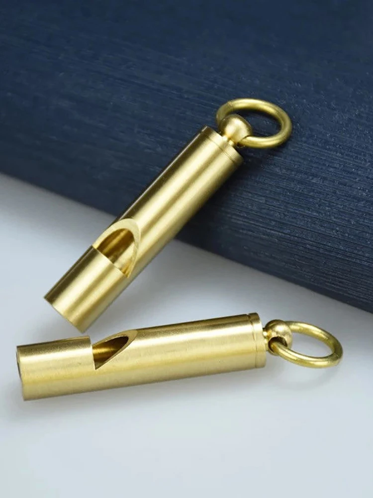 MiNi-Portable Brass Whistle for Training Pets, Cães e Aves, Outdoor, Caminhadas, Camping, Emergência, Sobrevivência, Segurança