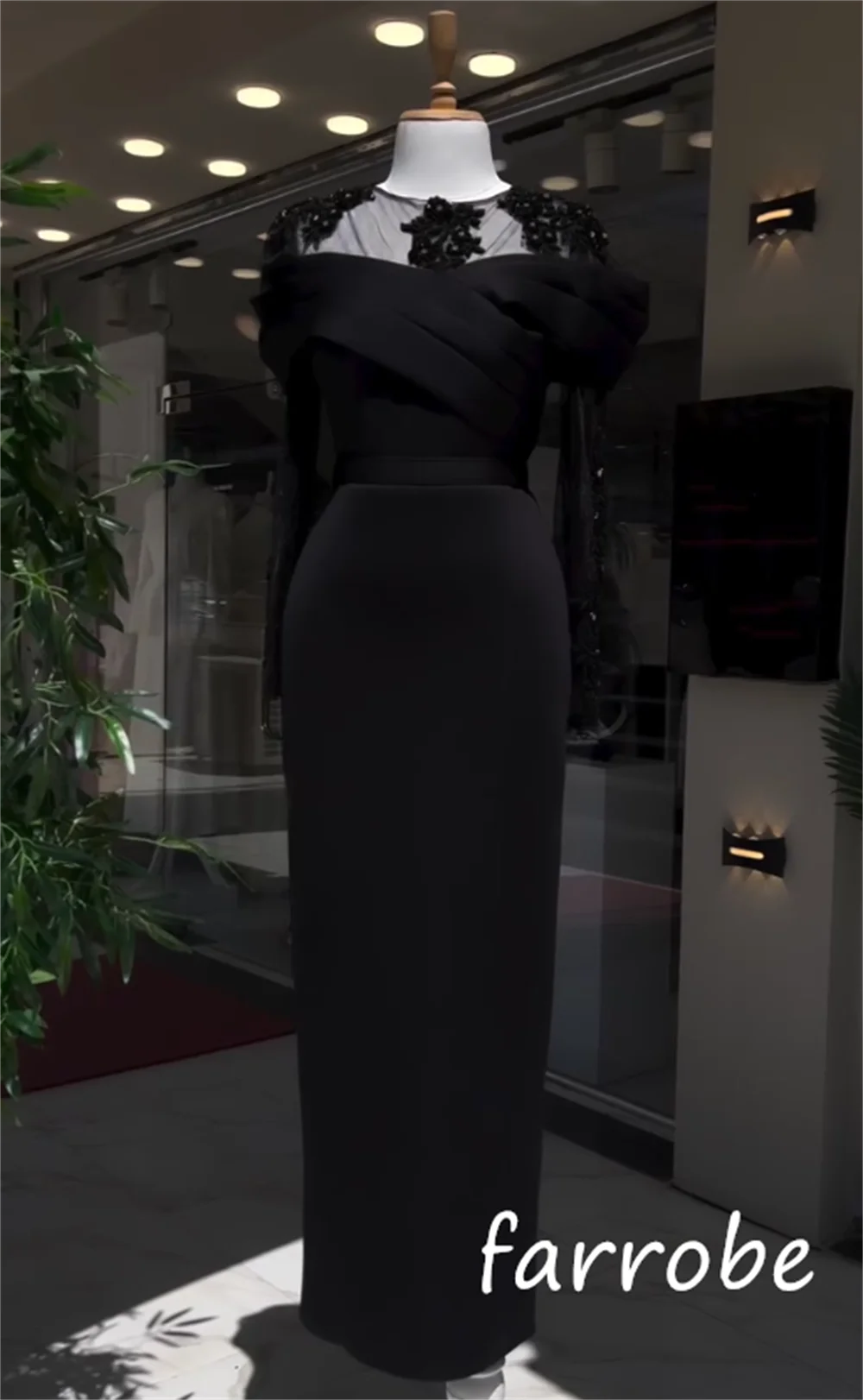 Customized Modern Style Jersey Sequined Pleat Straight Scoop Neck Long Dresses Bespoke Occasion Fashion