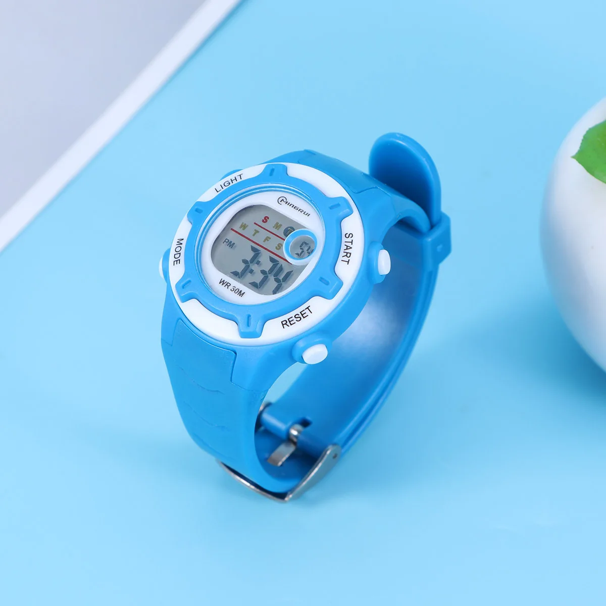

Digital Wristwatch for Kids Luminous Waterproof Time Date Function Comfortable Plastic Band Unisex Design for Boys Girls