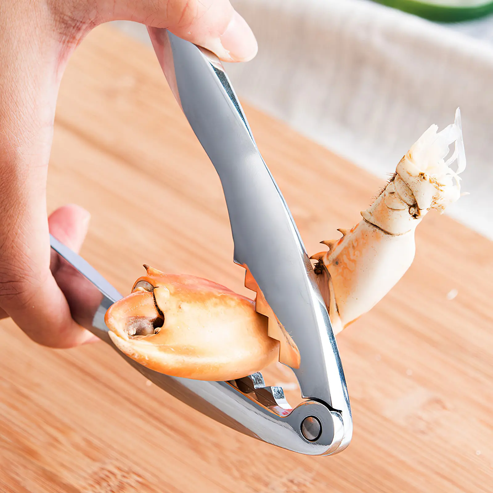 

1Set Premium Stainless Steel Crab Eating Tool Seafood Crackers Nut Crackers Lobster Clamp Crab Forks Kitchen Accessories