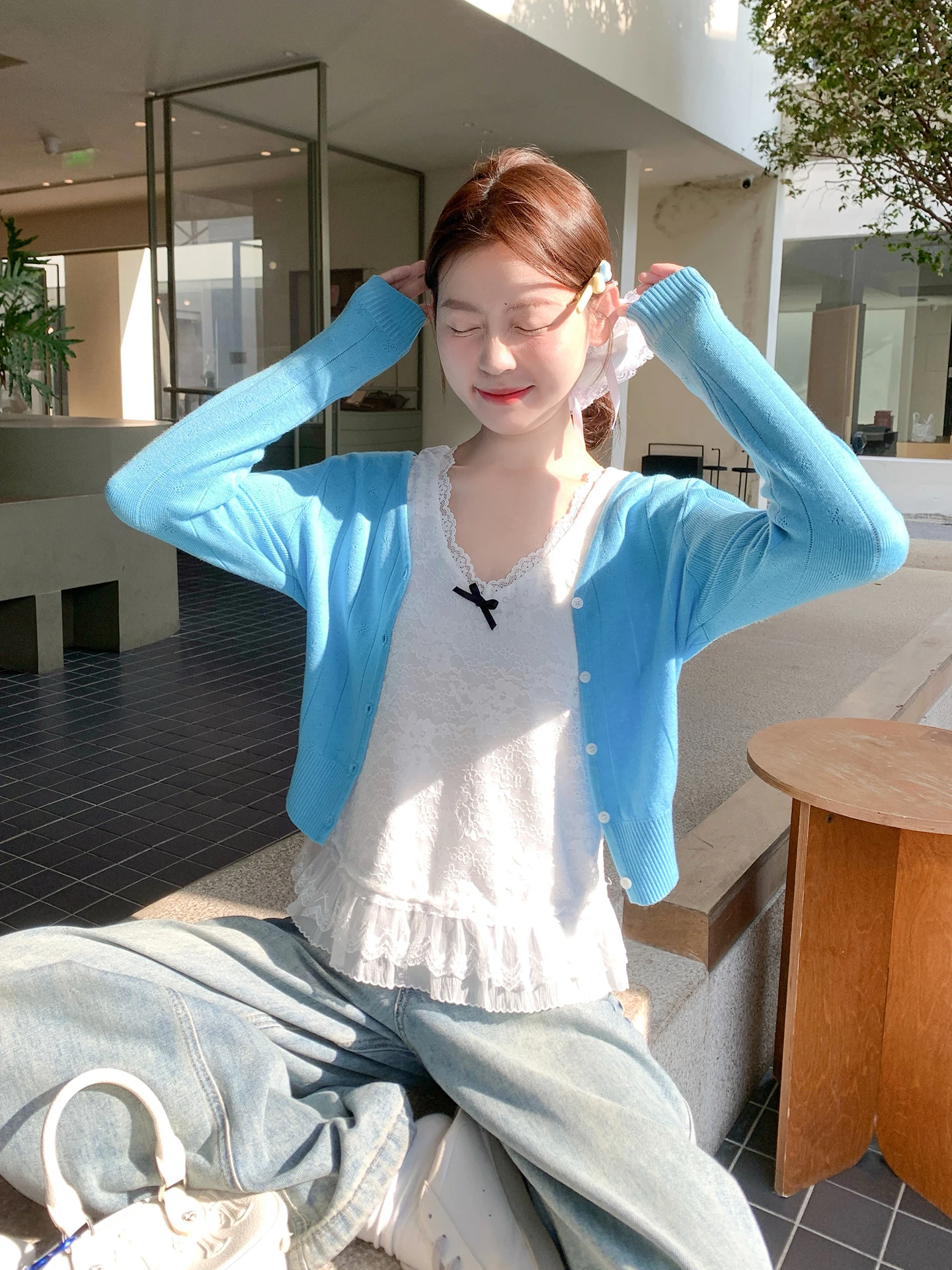 

Синий вязаный кардиган для женщин, новинка весенней коллекции, тонкий свитер-жакет, мягкий, в корейском стиле, для повседневной носки, с длинными рукавами, на пуговицах