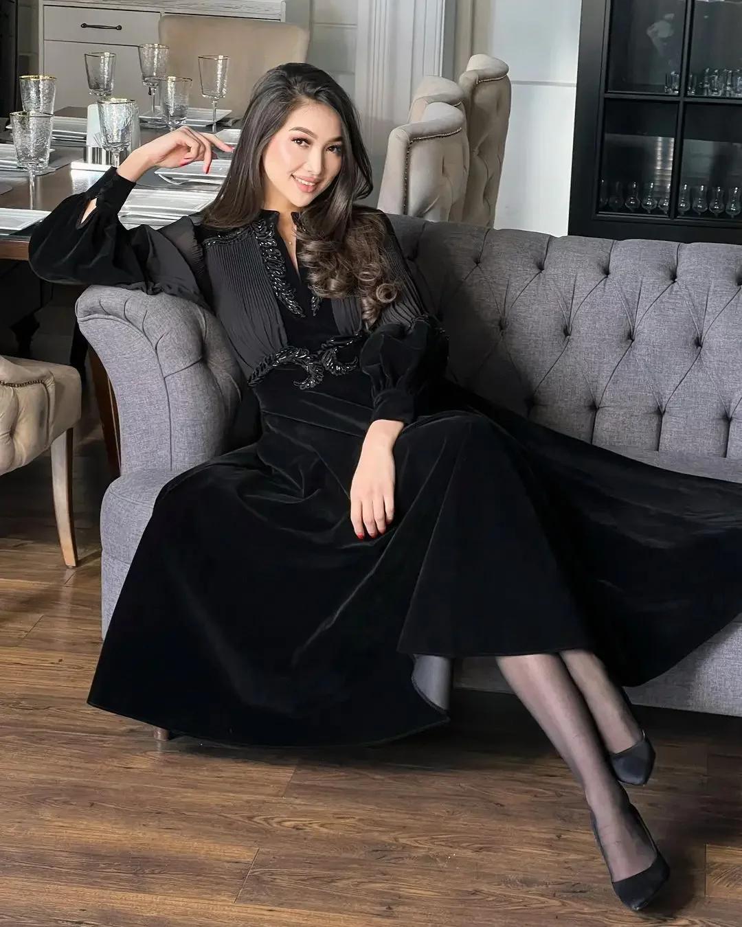 Classic Black Velour Prom Dresses Long Sleeves Ruched Beaded Sash Graduation Party Birthday Gowns Tea Length Evening Dress 2024