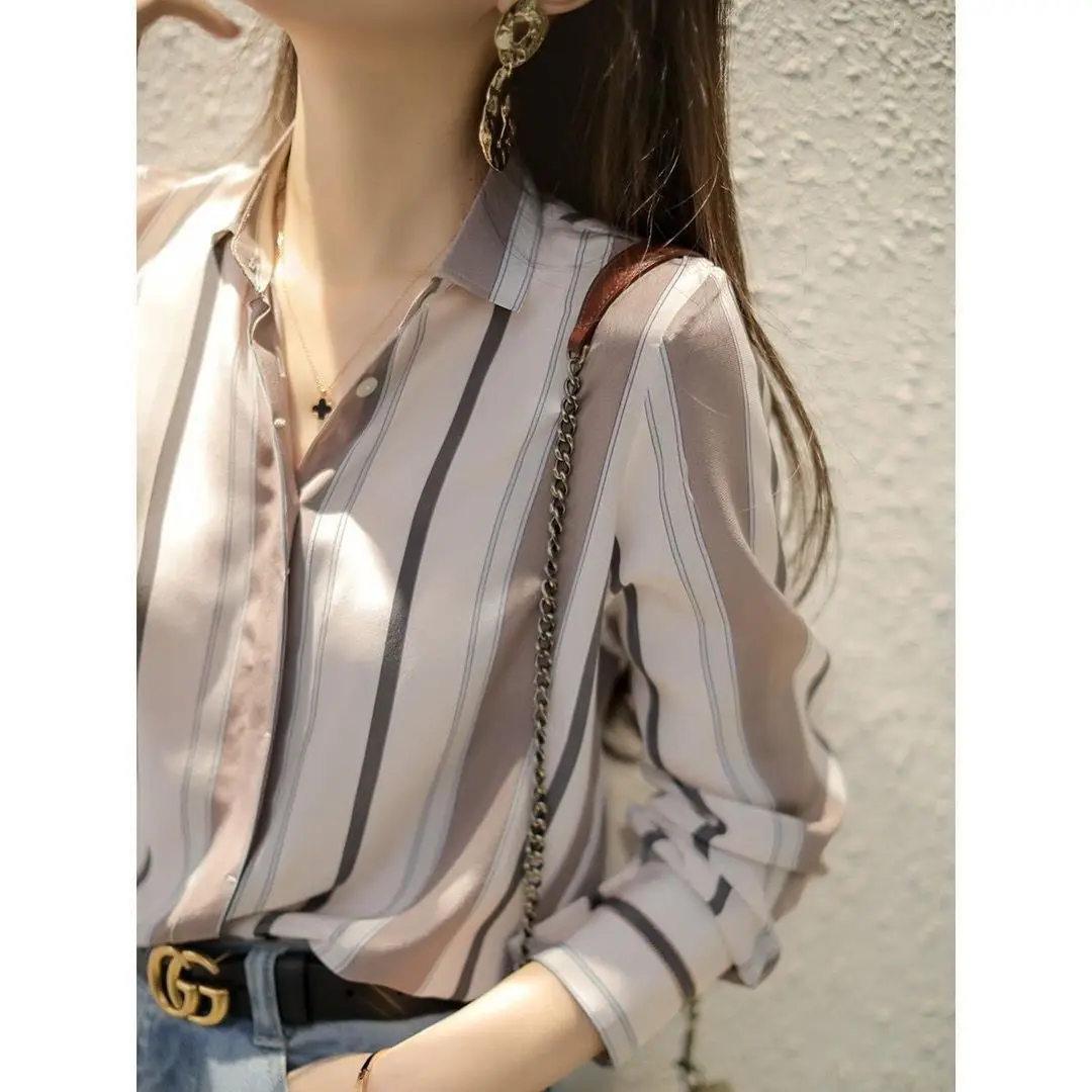 casual commuting long sleeved chiffon Striped shirt for women\'s spring autumn new Korean version versatile loose bottom top