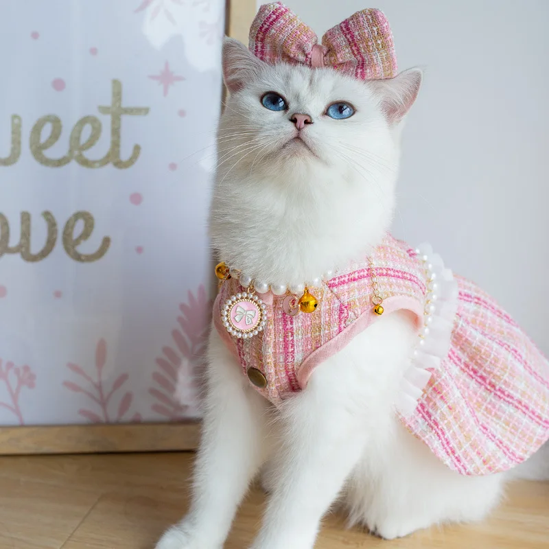 

Cat Dress Cute Pet Dress with Bow Headdress Floral Faux Pearl Decor for Dogs Cats Princess Dress Puppy Clothes Pet Supplies