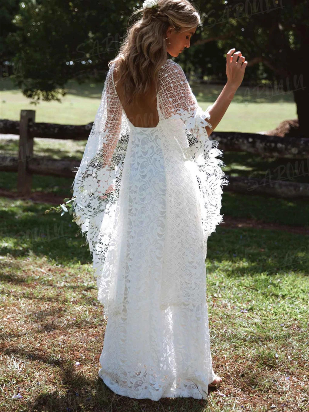 Vestido De novia De manga acampanada con abertura lateral, Vestidos De novia De encaje con cuello en V, vestido De novia recortado, estilo playero