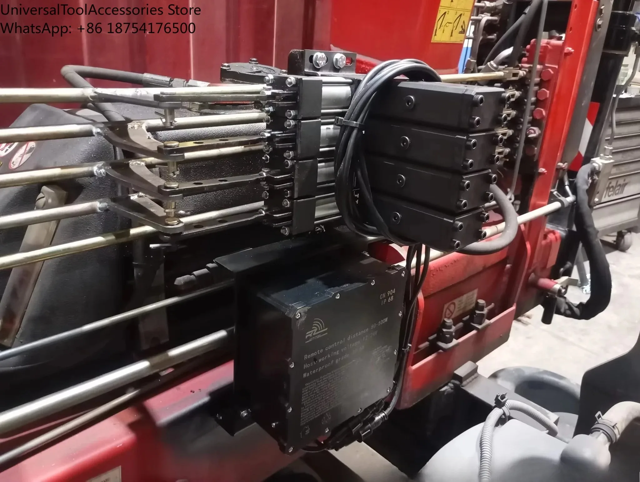 

Construction Machinery Crane Remote Control with 4 Joysticks, Motor 16kg,