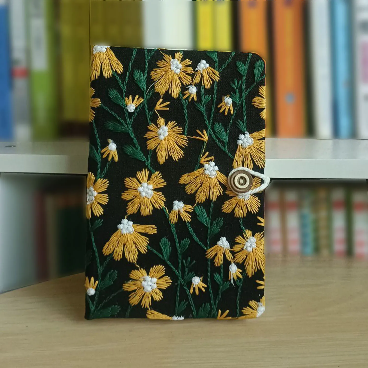 Daisy Gifts for Women, Flower Embroidered Journal, Pocket Sketchbook, Small Unlined Notebook Hardcover, Lay Flat, Cute Notebooks