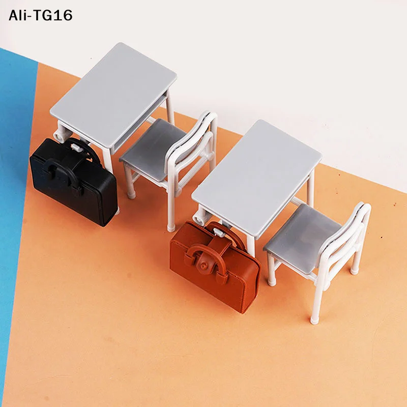 1Set 1:12 Poppenhuis Miniatuur Bureaus Stoelen Schooltassen Klaslokaal Model Decor Speelgoed Poppenhuis Accessoires