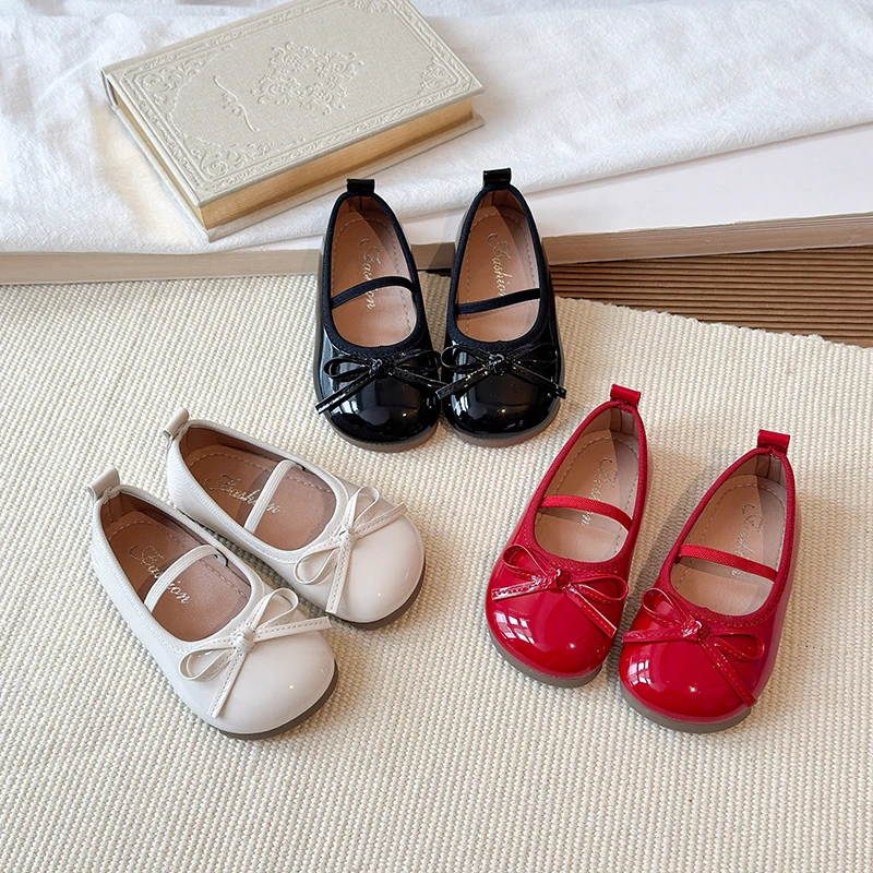 

Детские кожаные туфли для девочек 2026 Весна, балетки Мэри Джейн с простой шнуровкой, бантом, круглым носком, мягкой подошвой, модные туфли принцессы для выступлений