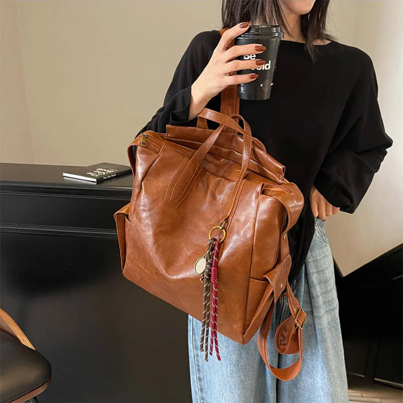 Ladies' Handbag 2026 Retro Backpack Large Capacity Leisure Commuting Backpack Trendy And High-End Travel Backpack