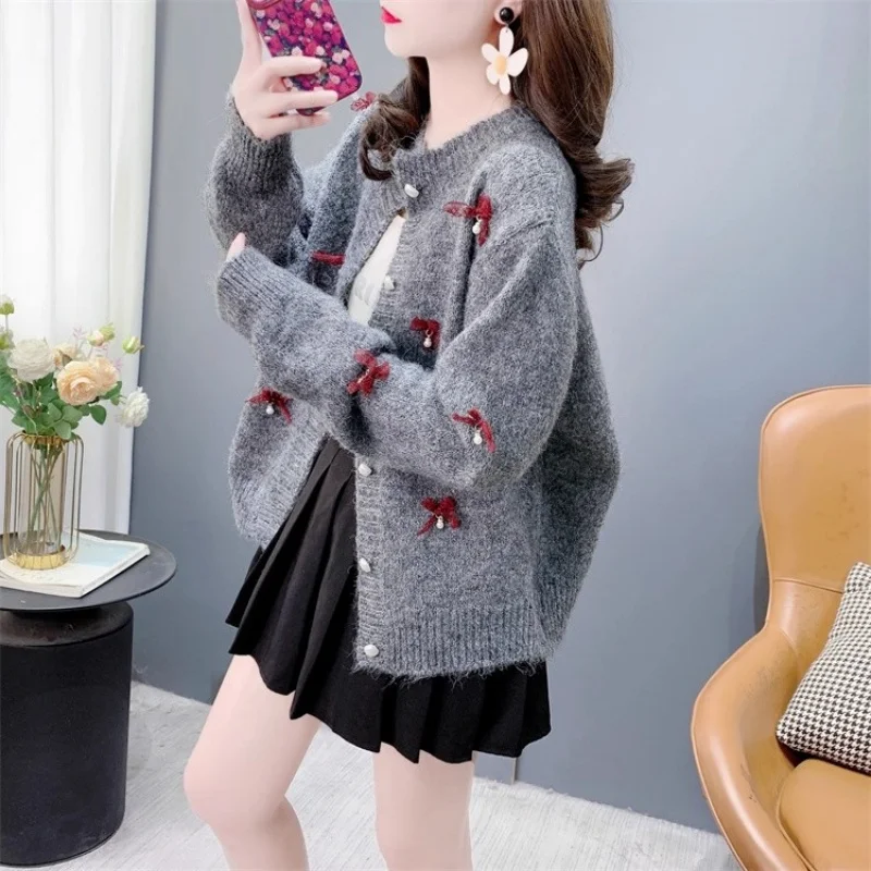 

Gentle & Sweet Three Dimensional Butterfly Knot Sweater Cardigan For Women Spring Autumn 2025 New Fashionable Knitted Coat W405