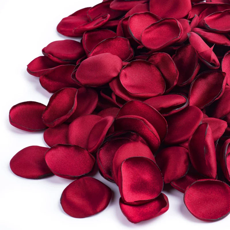 200 Pcs/Bag Burgundy Silk Satin Rose Petals Artifical Flowers Vanlentine Day Petal Decoration Marriage Homme Wedding Accessories