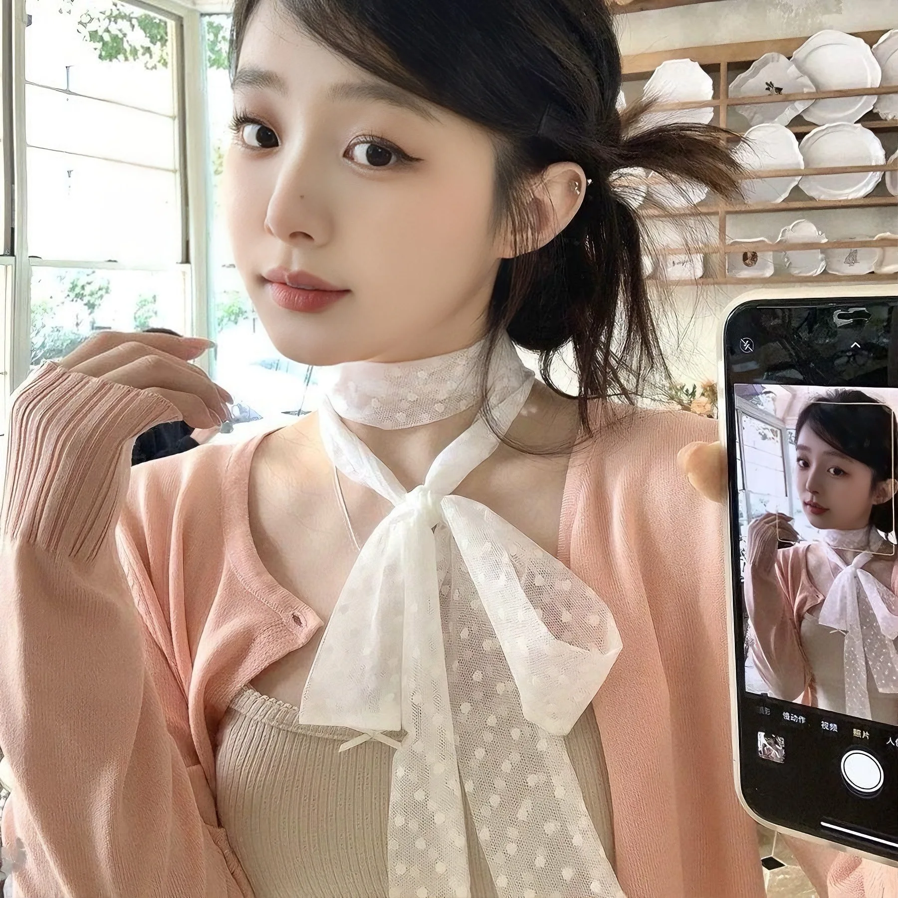 

Korean Atmosphere White Lace Scarf Women's New Spring and Summer Temperament Versatile Neck Long Streamer