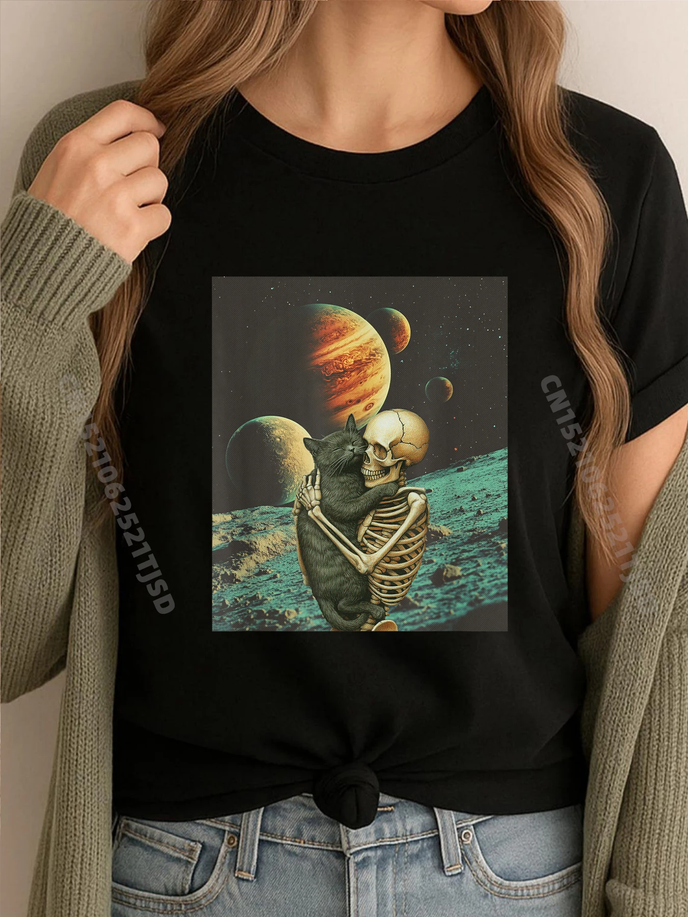 

Скелет обнимающий кот Хэллоуин Cat Lover Винтажная дизайнерская футболка Женская мужская футболка с принтом Большая и высокая