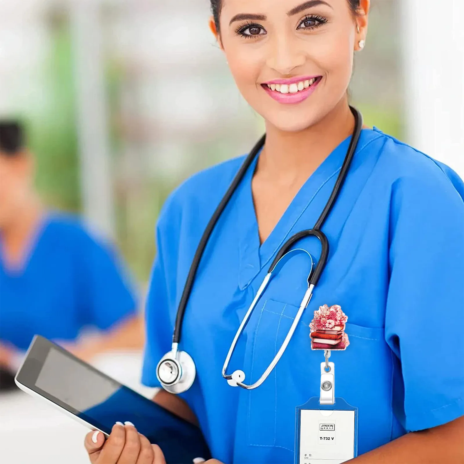 Wytrzymały zwijacz do identyfikatora z klipsem, unikalny i uroczy zwijacz do identyfikatora dla wolontariuszy i pracowników biurowych.