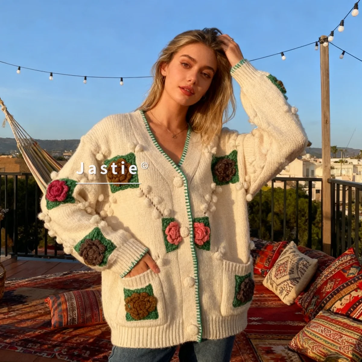 Retro Color-blocked Hand-crocheted 3D V-neck Sweater Cardigan Fashion Loose Knitted Cardigan New Autumn/winter Knitwear Coats