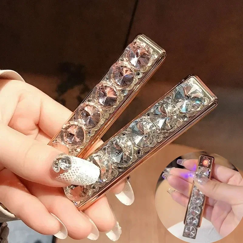 

Luxury Diamond USB Lighter Windproof and Rechargeable New Embedded Diamond Portable Electronic Lighter Women's Smoking Gift