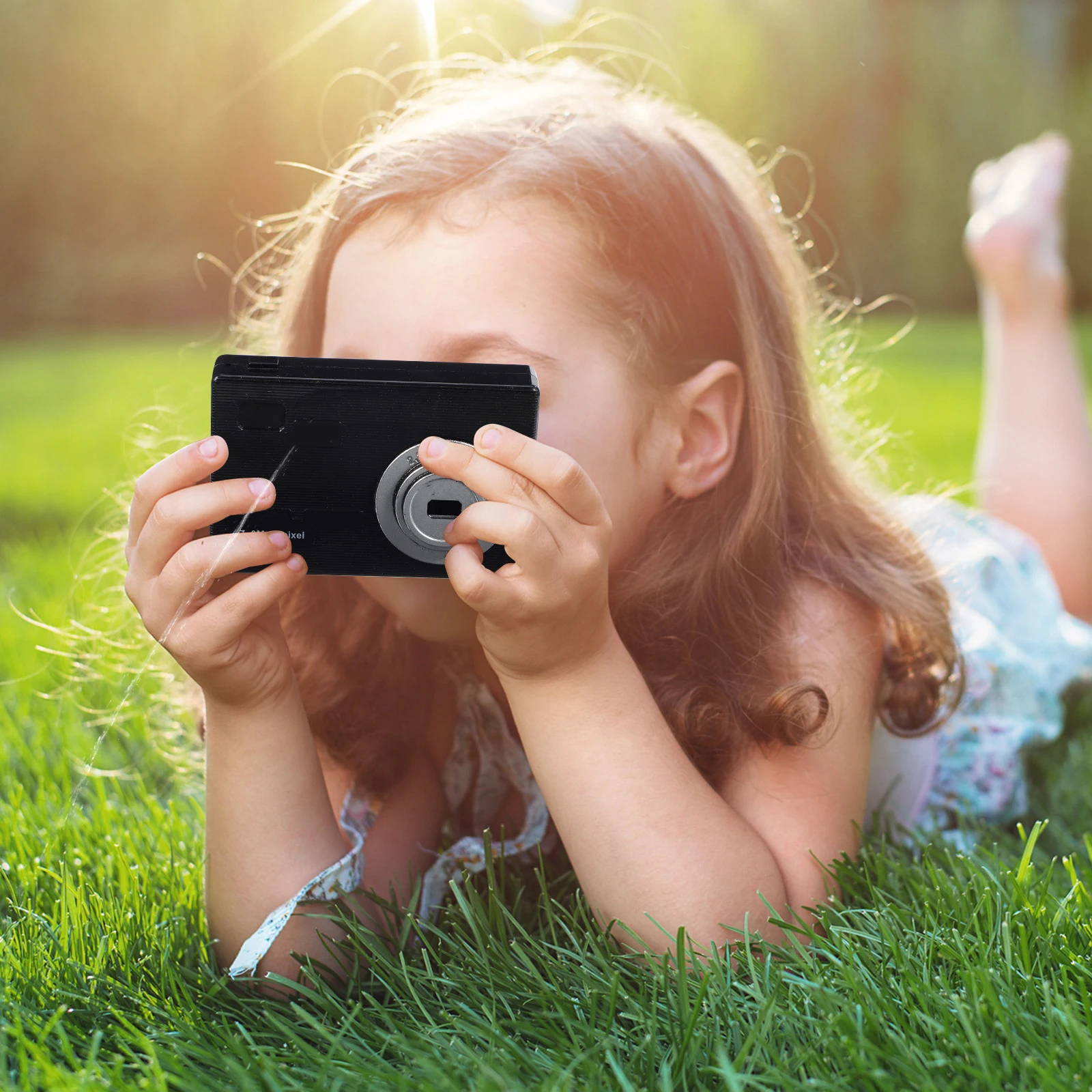 

Novelty Water Spray Camera for Parties and Events Surprise Joke Gadget Realistic Black Camera for Wedding Birthday