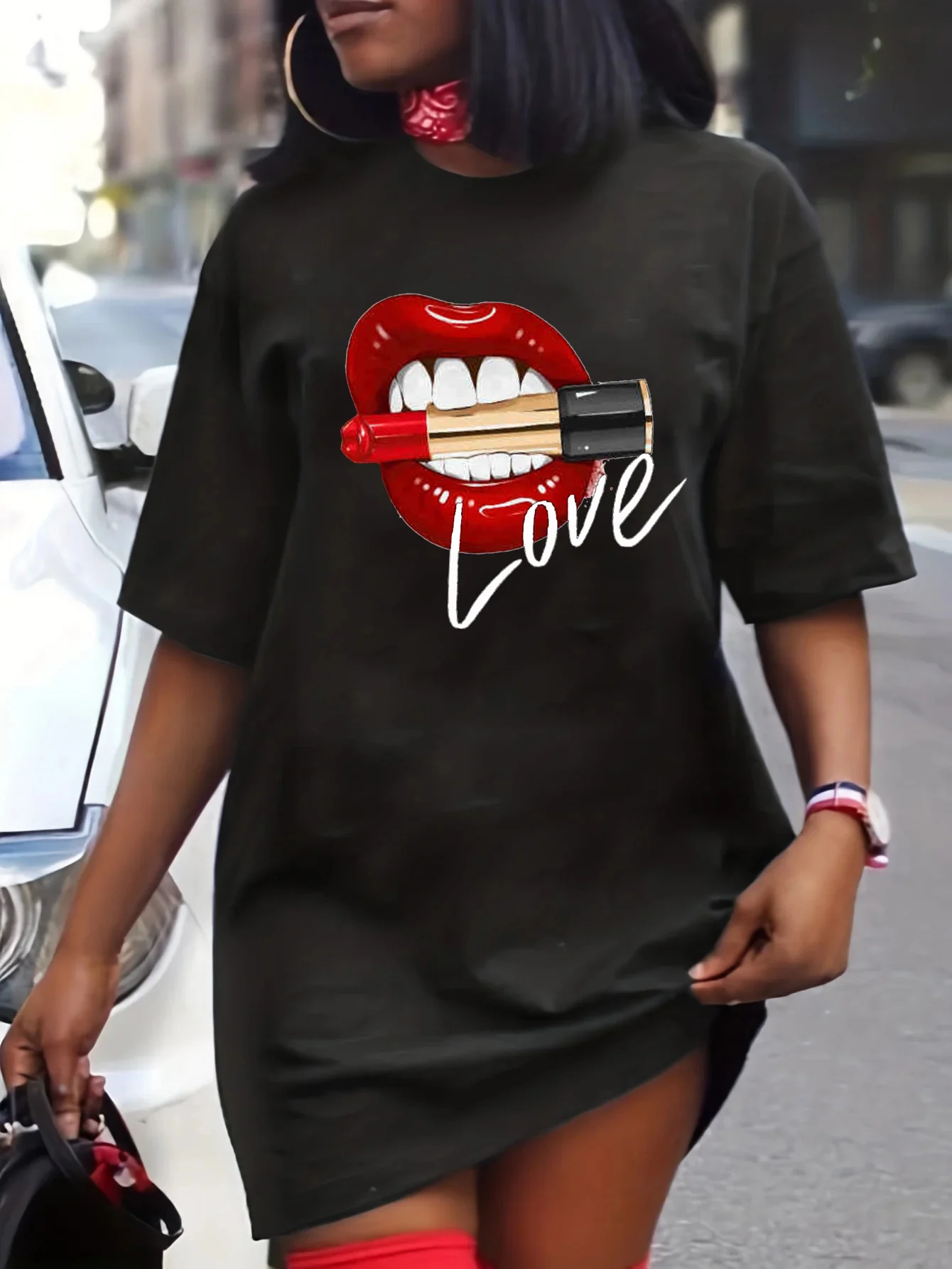 المرأة الحب طباعة قصيرة الأكمام تي شيرت اللباس ، جولة الرقبة اللباس ، عارضة فضفاض تي شيرت ، أحمر الشفاه الطباعة ، الصيف