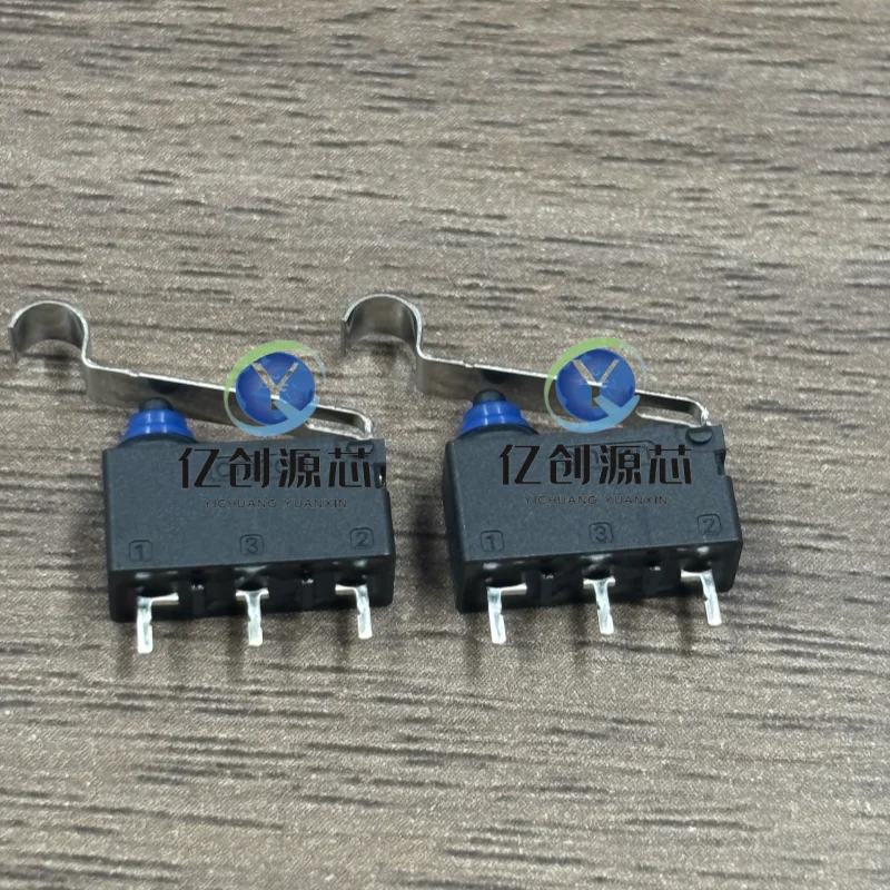 100% brand new original imported D2HW-A231D sealed, waterproof, dustproof, micro switch, car button, 3-pin with curved handle